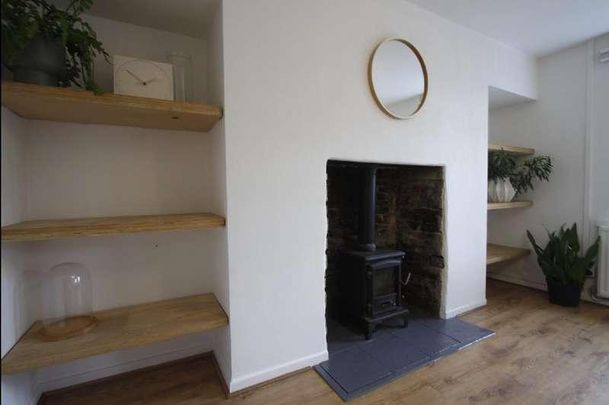 Long Row, Treforest, CF37 - Photo 1