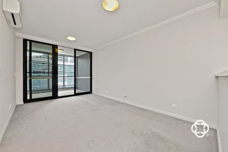 805/4 Footbridge Boulevard, 2127, Wentworth Point Nsw - Photo 2
