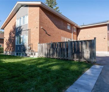For Lease - 64 Overton Crescent Unit# 1, Toronto, Ontario - Photo 5