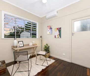 21 Norris Street, Hermit Park QLD 4812 - House For Rent | Domain - Photo 3