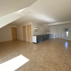 Location Appartement 4 pièces 76m² ST AUBIN DES CHATEAUX 44110 - Photo 3