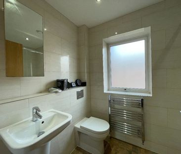 6 bed Apartment Apt 4, 116 Ecclesall Road - Photo 6