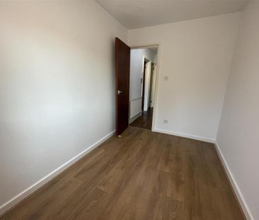 2 bedroom property to rent - Photo 2