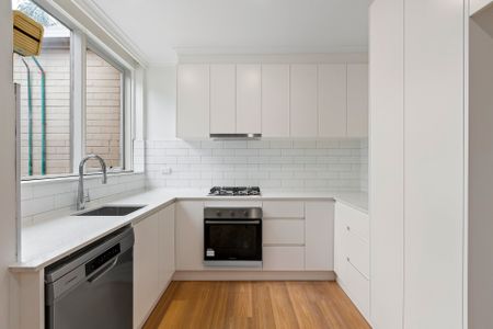 Thinking of selling? Contact our agent - Photo 4