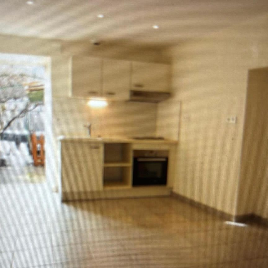 Location Appartement 3 pièces 45m² ST SAUVEUR DE MONTAGUT 07190 - Photo 1