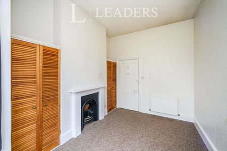 5 bedroom flat to rent Port Hall Avenue, Brighton, BN1 - Photo 5