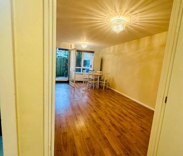 1 Bed Flat, The Sandlings, N22 - Photo 2