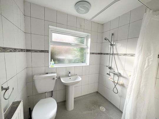 Belvoir Road, Coalville, LE67 - Photo 1