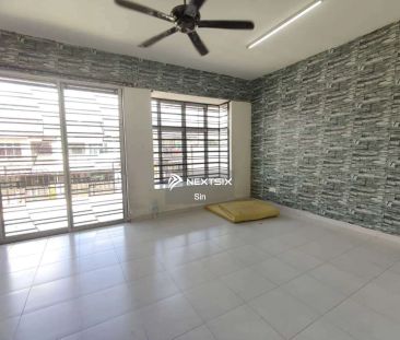 For Rent Double Storey @ Kulai Scientex Toll - Photo 1