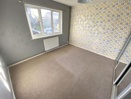 2 bedroom maisonette to rent - Photo 3