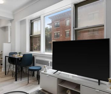 280 Laurier Ave. E, Ottawa, ON K1N 6P5, Canada - Photo 2