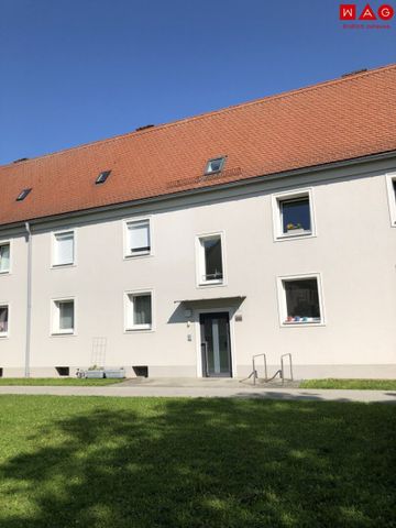 Erste eigene Wohnung gesucht? Preiswerte Starterwohnung - von Grünflächen umgeben - Hell und sonnig - schöner Schnitt - perfekte Infrastruktur! - Foto 2