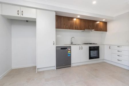 Lovely low maintenance duplex - Photo 5