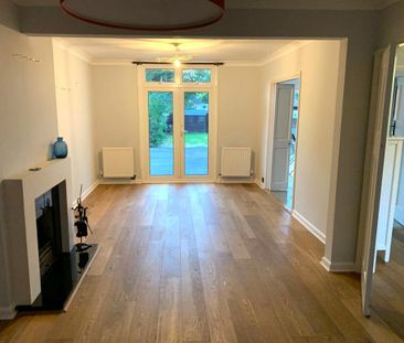 4 bedroom terraced house to rent - Photo 1