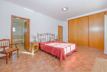 Moradia T3 com piscina em Algoz, Algarve