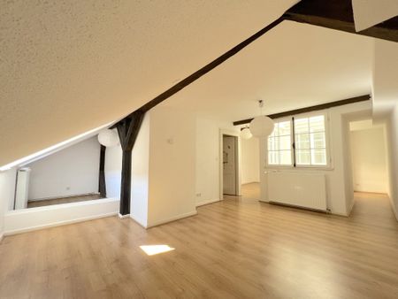 Location Appartement 3 pièces 76m² STRASBOURG 67000 - Photo 2
