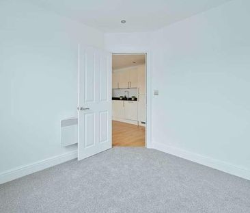 Swan Court, Hp, Hemel Hempstead, HP1 - Photo 2