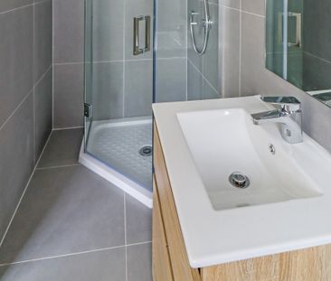 Lovely modern home! - Photo 5