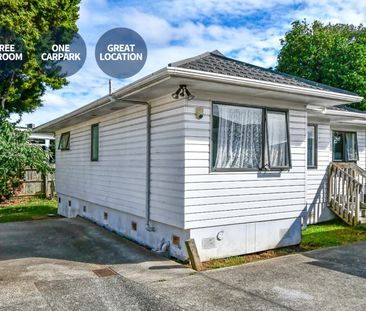 Tidy Three-Bedroom Home - Photo 2