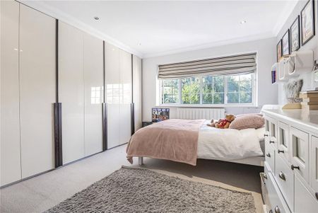 4 bedroom detached house to rent - Photo 5