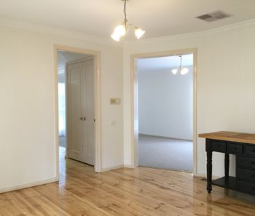 1/11 Yerrin Street, Balwyn VIC 3103 - Photo 5