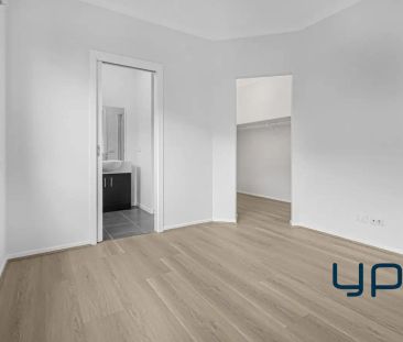 “Stylish 4-Bedroom Home Only Moments from Tarneit P–9 College !!” - Photo 4