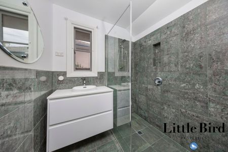 Renovated 3 Bedroom Home - Photo 2