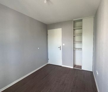 Location Appartement 3 pièces 64m² BESANCON 25000 - Photo 2