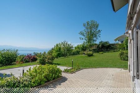 Completely renovated detached villa, with stunning views! - Photo 4