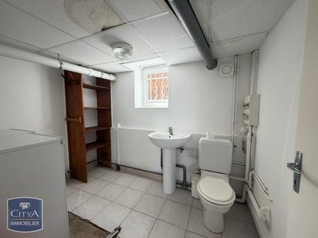 Location Maison 5 pièces 134m² CRECHES SUR SAONE 71680 - Photo 4