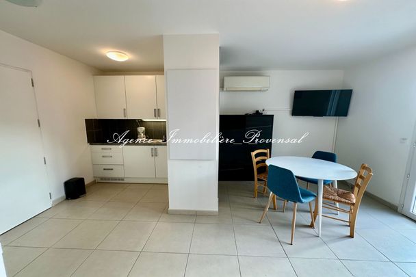 Location Appartement 1 pièce 28m² STE MAXIME 83120 - Photo 1