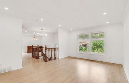 For Lease - 1294 Forest Hill Unit# Upper, Oakville, Ontario - Photo 2