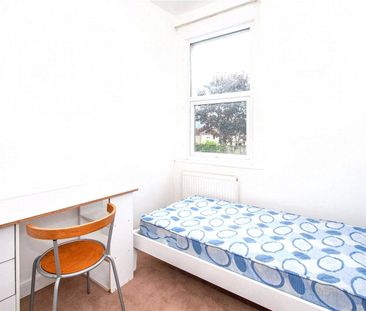 4 bedroom house to rent - Photo 3