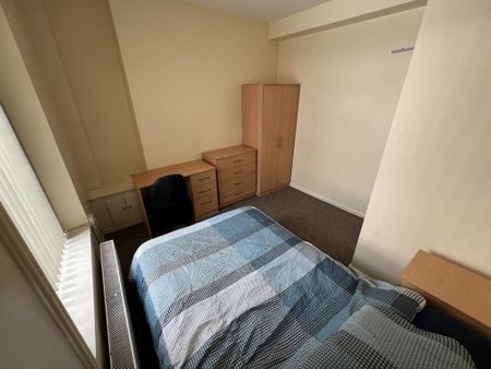 3 bedroom house share to rent - Photo 4