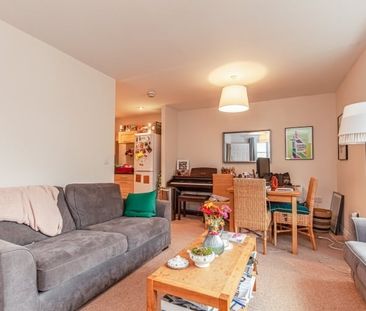 Thames View, Abingdon - Photo 2