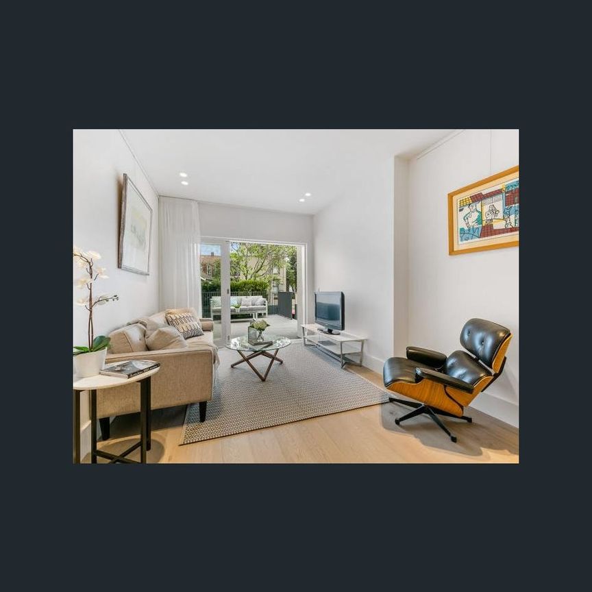 LUXURIOUS AND MODERN TWO BEDROOM GARDEN APARTMENT IN THE HEART OF DOUBLE BAY... - Photo 1