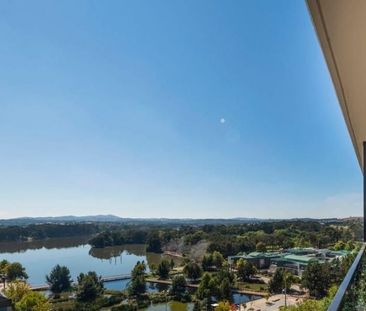 Modern & Stylish One-Bedroom in Central Belconnen - Lake View - Photo 1