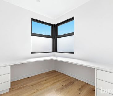 Perfectly Beachside! - Photo 1