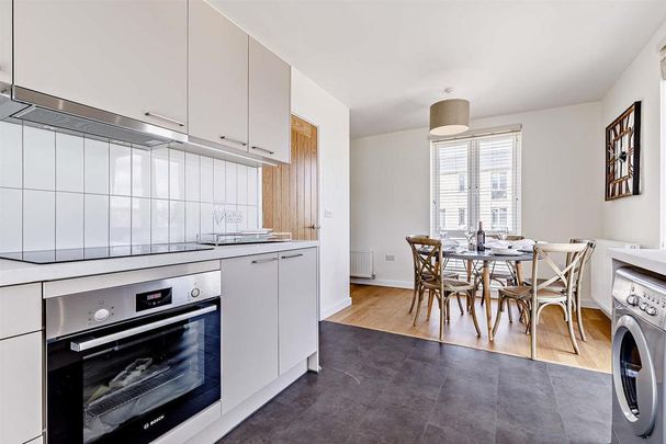 4 bedroom townhouse to rent - Photo 1