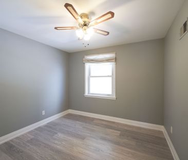 For Lease - 11 Mississauga Road Unit# Upper, Mississauga, Ontario - Photo 3