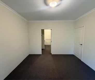 8 York street, Hammond Park - Photo 4