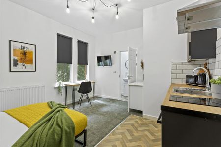 Studio to rent - Photo 2
