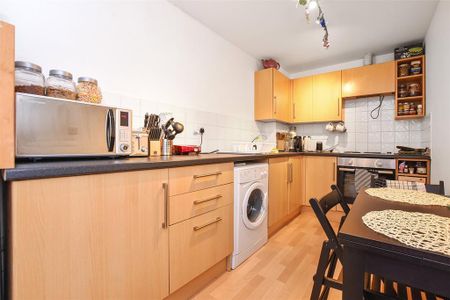 1 bedroom apartment to rent - Photo 4