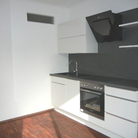 Helle Mietwohnung mit Balkon in sehr beliebter, ruhiger Lage von Krems (Uni-Nähe!) - Photo 1