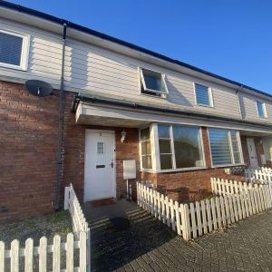 2 bedroom terraced house to rent - Photo 2