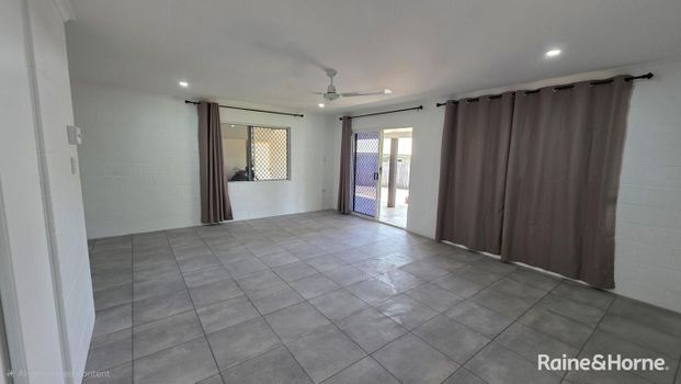 Modern & Low-Maintenance Duplex - Photo 1