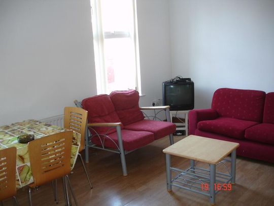 Unit 2, 3 India Street, Botanic Avenue, Belfast, BT7 1LJ - Photo 1