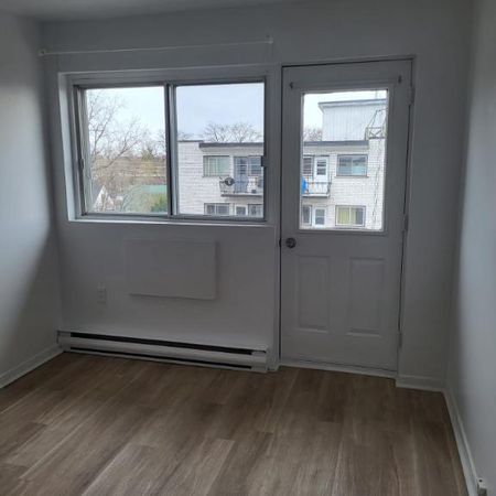 3 1/2 (1 bedroom apt) $1200 a louer Rosemont - Photo 4