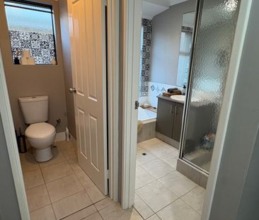 Halls Head - Photo 2