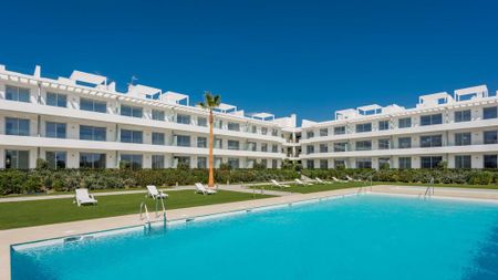 3 bedroom luxury penthouse for rent in Estepona, Spain - Photo 4